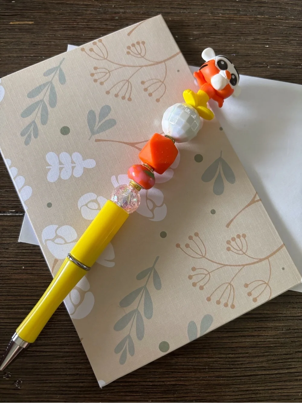 Disney Doorables: Winnie the Pooh: Tigger Halloween handmade beaded pen
